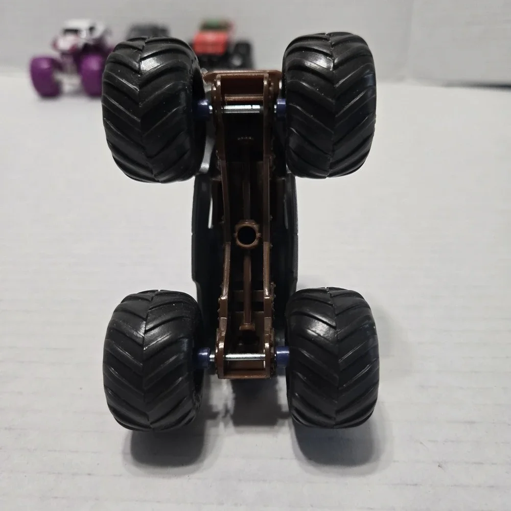 Hot Wheels Monster Jam Truck Lot‎ Of 7 1:64 Metal Mulisha Scorpedo Storm Used